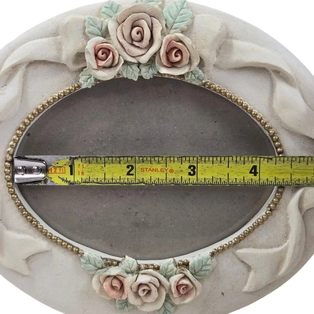 Vtg Victorian Roses Oval Resin Picture Frame Cottage Core Romantic 3x4.5 Photo